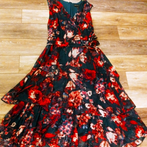 Lane Bryant Dresses & Skirts - Lane Bryant floral faux wrap tiered stretchy dress
